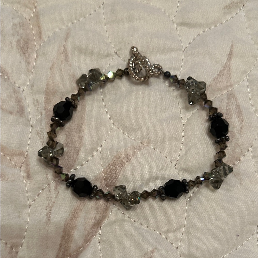 Elegant Black and Silver Beaded Bracelet